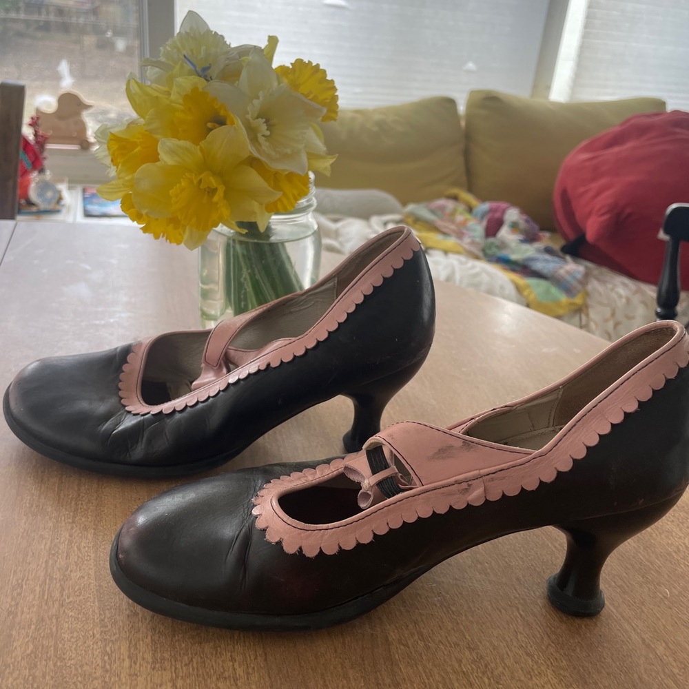 John Fluevog Pink and Black Heels